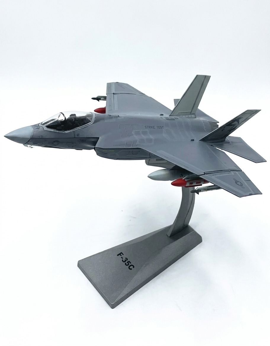 1:72 scale US Navy F-35C Lightning II carrier-variant stealth fighter jet diecast display model with stand.