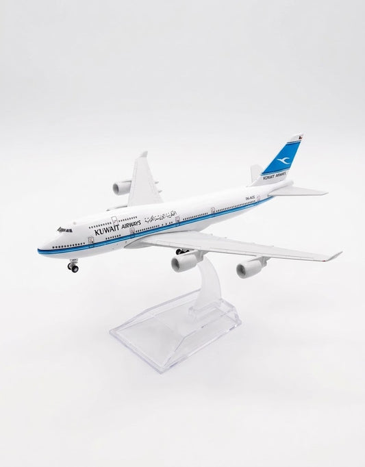 Kuwait Airways Boeing 747 diecast metal airplane model 15cm with clear acrylic display stand available in Lebanon